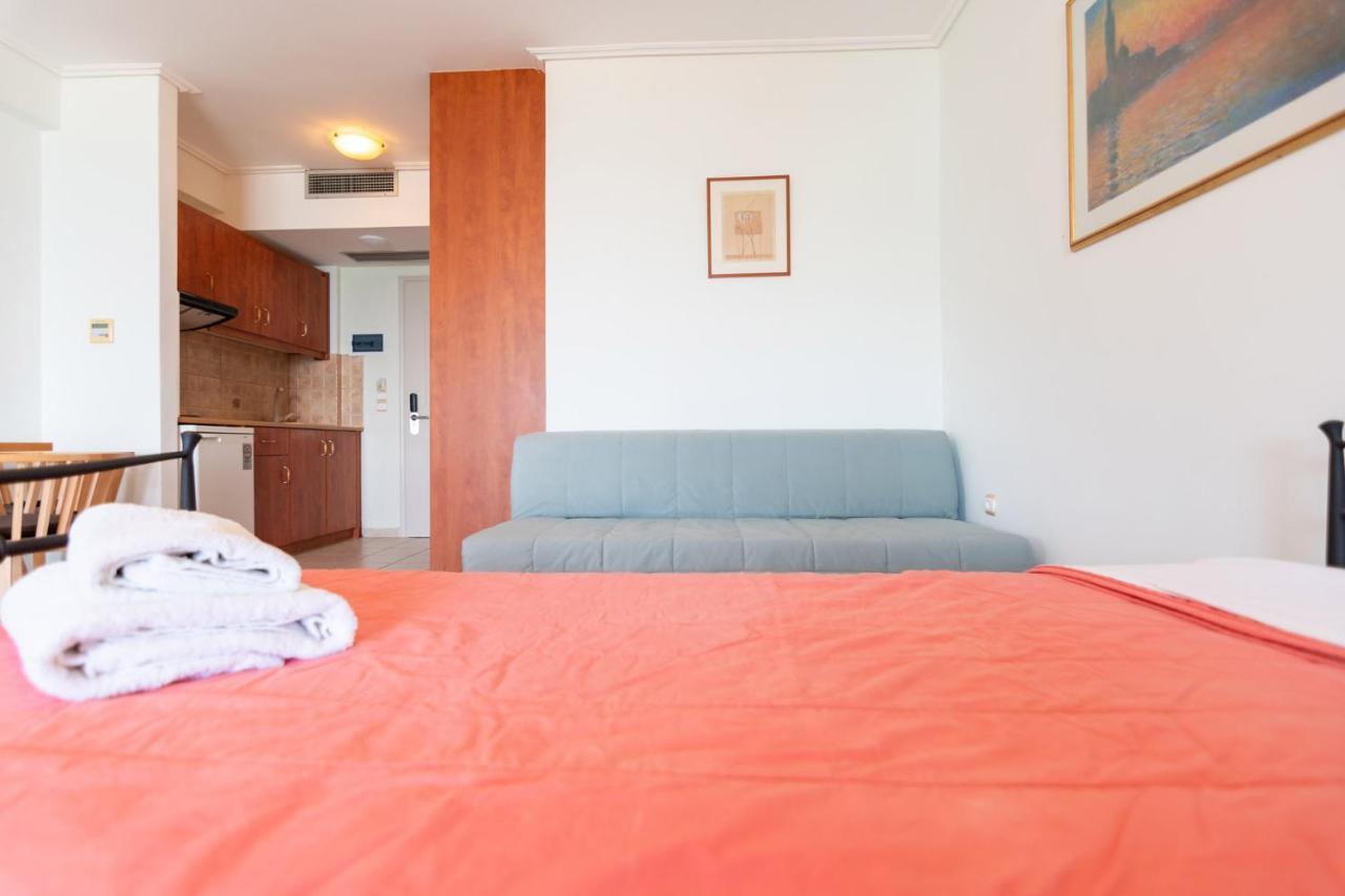 Aparthotel Grand Nefeli 4*