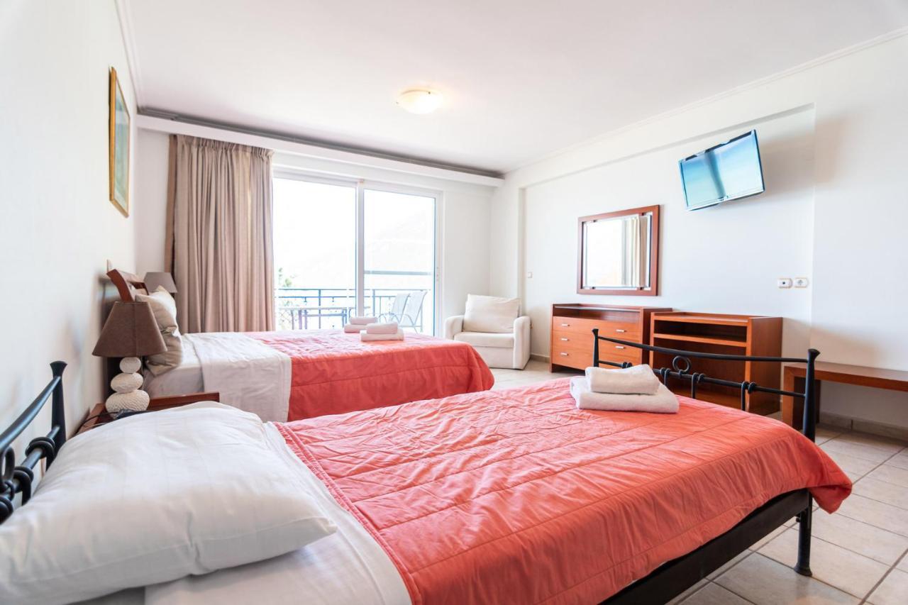 Grand Nefeli 4*